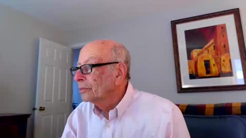 Snapshot of i12cuu12c2 chatting on 12.14.25 i12cuu12c2 online show from 12.14.25