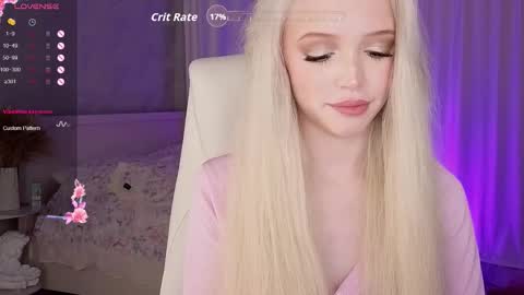 Snapshot of i__am_joss chatting on 11.25.25 Joselle online show from 11.25.25