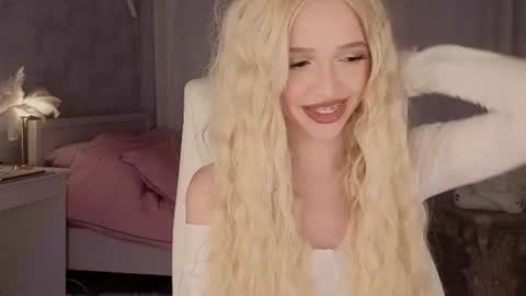 Snapshot of i__am_joss chatting on 06.17.26 Joselle online show from 06.17.26
