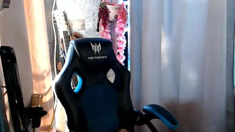 Kim online show from 04.22.26