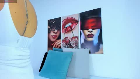 The Dolls online show from 01.16.26