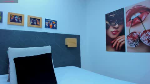 The Dolls online show from 04.21.26