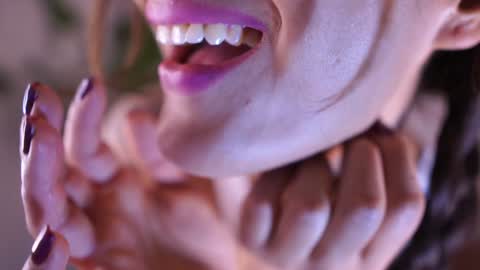 Lucy online show from 01.07.25