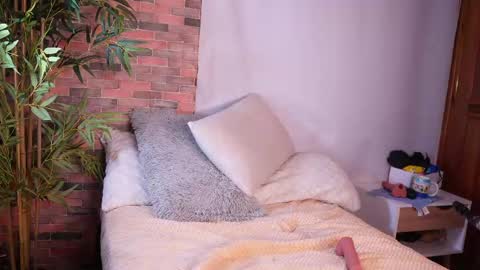 Lucy online show from 02.11.25