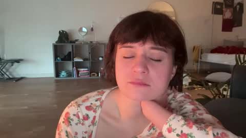 Olive online show from 02.07.26