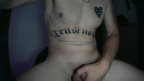 Snapshot of iak29 chatting on 11.22.25 iak29 online show from 11.22.25