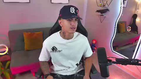 Light online show from 07.13.26