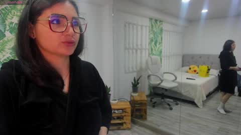 Snapshot of iam_sammy_01 chatting on 05.01.26 Sammy online show from 05.01.26
