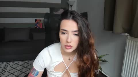 Baby Gal online show from 12.12.24