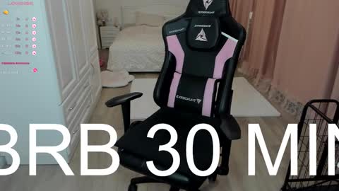 Snapshot of iamcassidy chatting on 11.27.25 Cassie STREAMS HERE EVERYDAY online show from 11.27.25