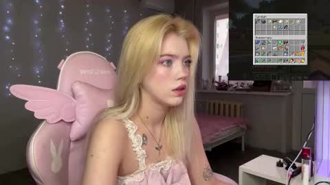 Cassie  STREAMS HERE EVERYDAY online show from 02.25.26