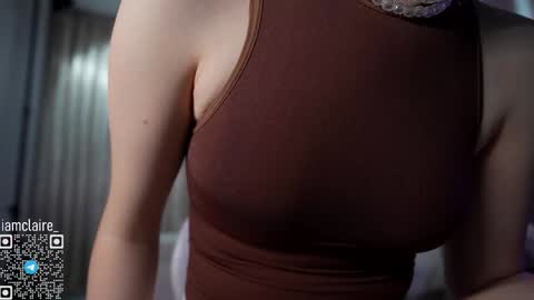 Snapshot of iamclaire_ chatting on 02.08.25 Claire online show from 02.08.25
