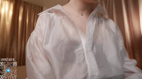 Snapshot of iamclaire_ chatting on 02.28.25 Claire online show from 02.28.25