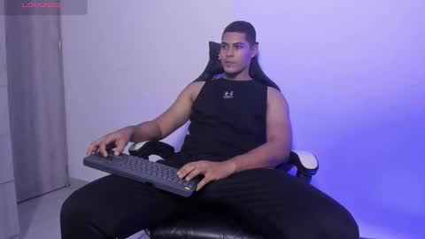 Dylan  independent model  online show from 02.08.26