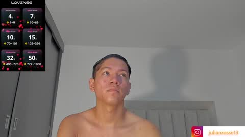 Snapshot of iamjulian_ chatting on 05.17.26 Juliiiiian online show from 05.17.26