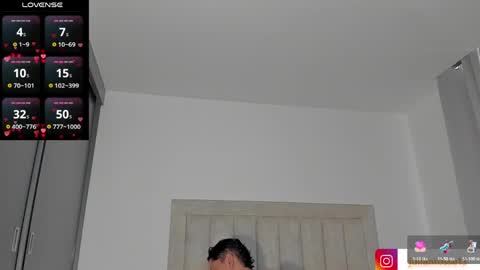 Snapshot of iamjulian_ chatting on 05.22.26 Juliiiiian online show from 05.22.26
