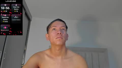 Snapshot of iamjulian_ chatting on 06.03.26 Juliiiiian online show from 06.03.26
