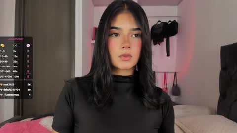 Snapshot of iamjulietaa chatting on 02.13.25 online show from 02.13.25