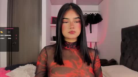 Snapshot of iamjulietaa chatting on 02.18.25 online show from 02.18.25