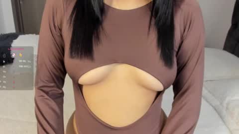 Snapshot of iamjulietaa chatting on 09.22.25 online show from 09.22.25