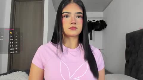 Snapshot of iamjulietaa chatting on 10.07.25 online show from 10.07.25