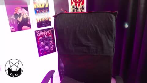 Mari online show from 01.23.25