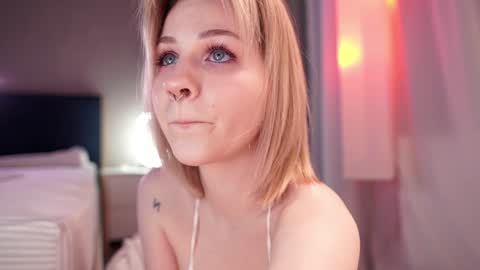 Snapshot of iamninamint chatting on 01.05.25 Nina online show from 01.05.25