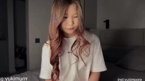 iamyuki_ online show from 03.26.26