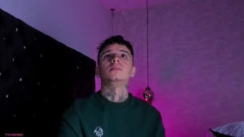 IAN CASTILLO online show from 10.04.25