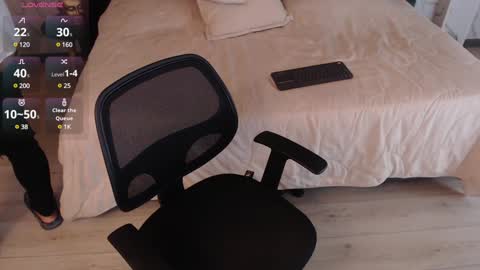 Ian Davis online show from 01.11.25