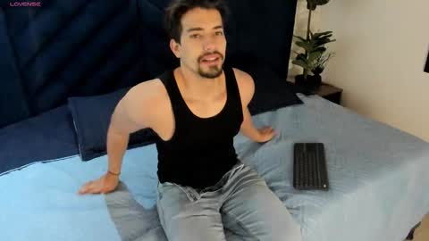 Ian Davis online show from 09.21.25