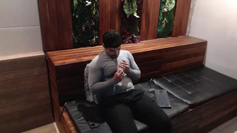 Ian Davis online show from 10.13.25