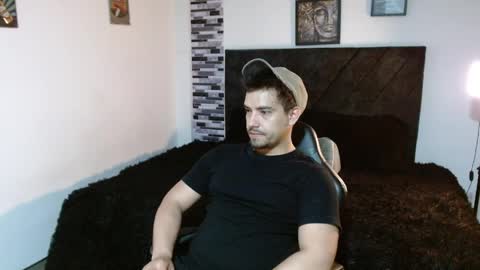 Ian Davis online show from 05.11.26