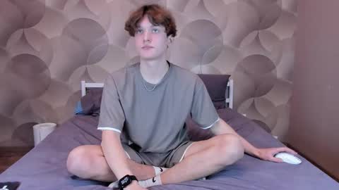 Snapshot of ian_flor chatting on 02.04.26 Ian Flor online show from 02.04.26