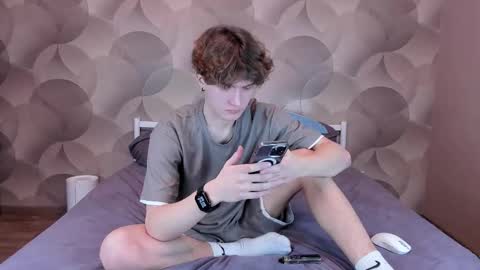 Snapshot of ian_flor chatting on 02.07.26 Ian Flor online show from 02.07.26