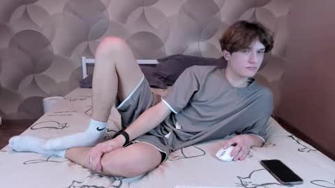 Snapshot of ian_flor chatting on 02.24.26 Ian Flor online show from 02.24.26