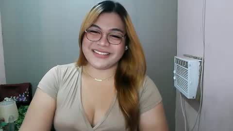 Snapshot of iana_whorexxx chatting on 02.11.25 iana online show from 02.11.25