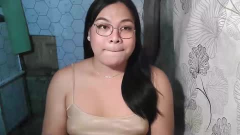 Snapshot of iana_whorexxx chatting on 10.01.25 iana online show from 10.01.25