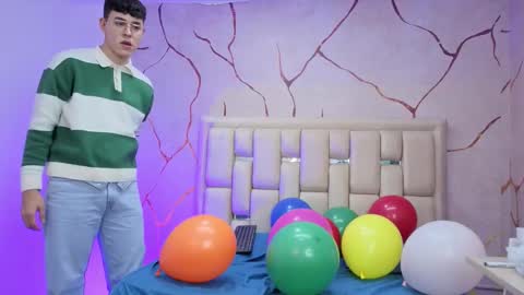 Ian  online show from 03.09.26