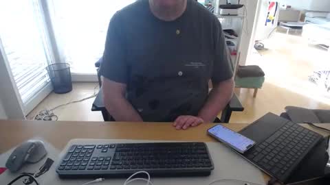 iandy12 online show from 04.08.26