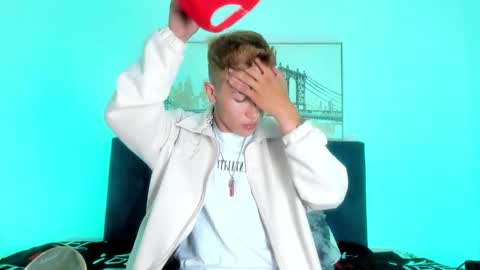 Snapshot of ianwayne_ chatting on 01.18.26 Andrew online show from 01.18.26