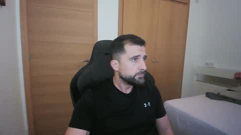 iberian_macho online show from 10.20.25
