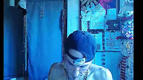 Snapshot of ibpms247 chatting on 12.30.24 PMS online show from 12.30.24