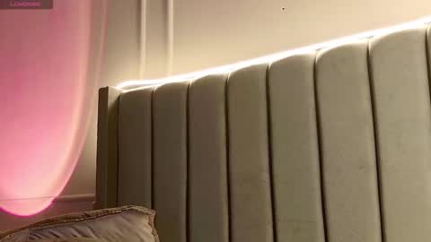 Crystall online show from 11.21.25