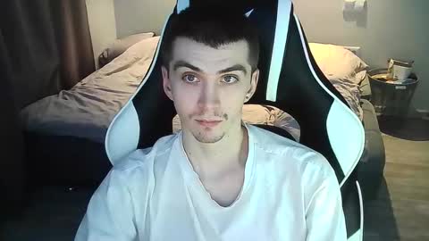 MAX online show from 01.22.25