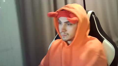 MAX online show from 02.09.25