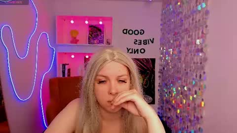 icedafna online show from 07.01.26