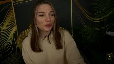 Snapshot of icedanielles chatting on 01.26.25 Danielle online show from 01.26.25