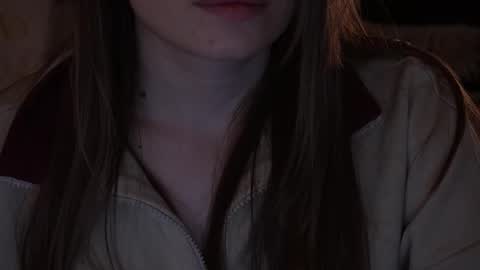 Snapshot of icedanielles chatting on 12.21.25 Danielle online show from 12.21.25