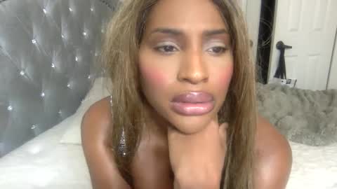 Snapshot of icedcoffeex chatting on 02.15.25 icedcoffeex online show from 02.15.25